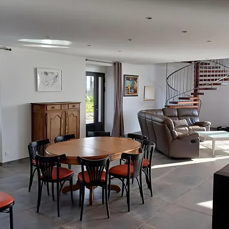 Au Bon Coin De La Baie Feriehus Vains